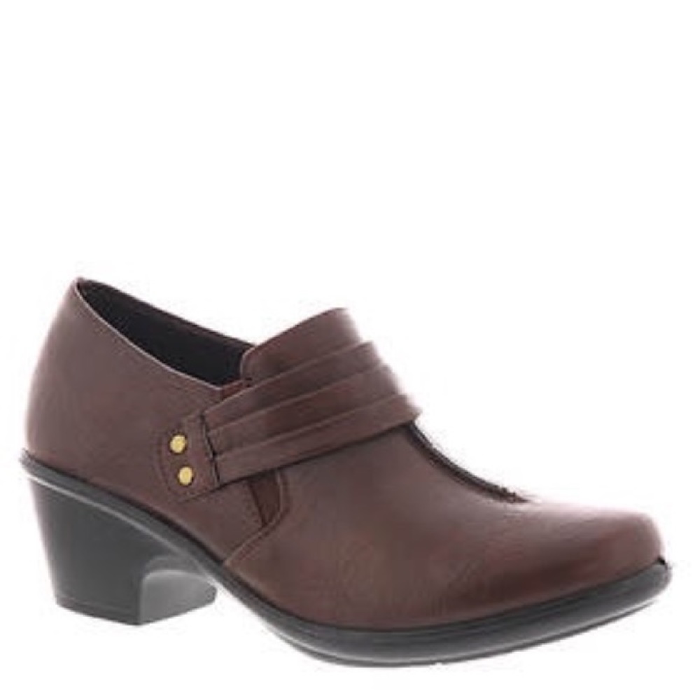 NWOT Bootie with Side Zip Cognac/Brown